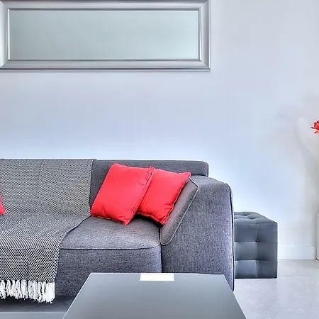 Moderne Avec Vue Mer Sur La Croisette * Cannes